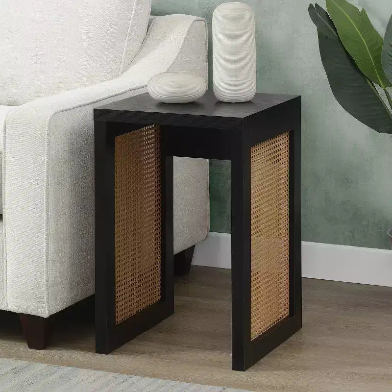 Table d'appoint carrée en bois coloris beige de 61 cm de hauteur, 1 pièce