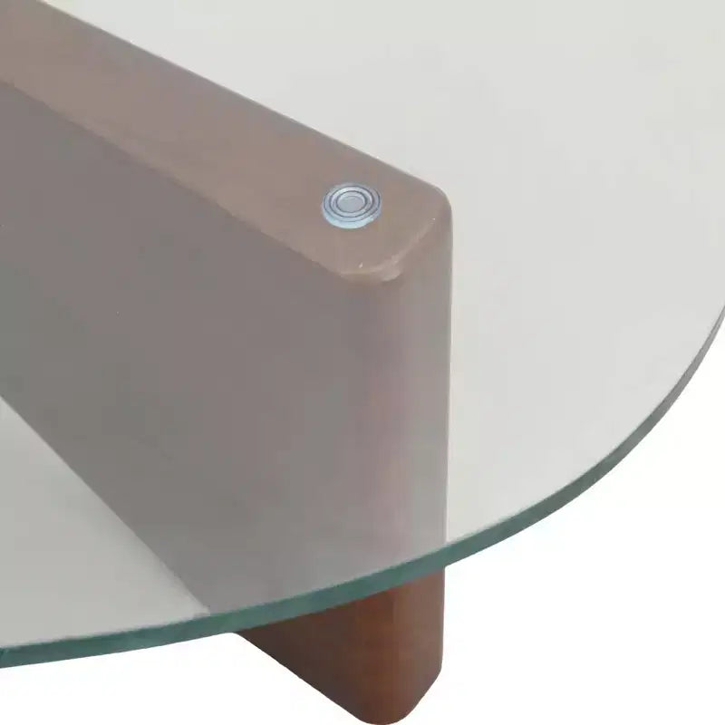 Table basse Imperial Collection en verre triangulaire avec piètement en bois de frêne lustré pour maison, salon, bureau